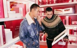 李易峰和陈伟霆关系怎样 陈伟霆李易峰互摸寸头